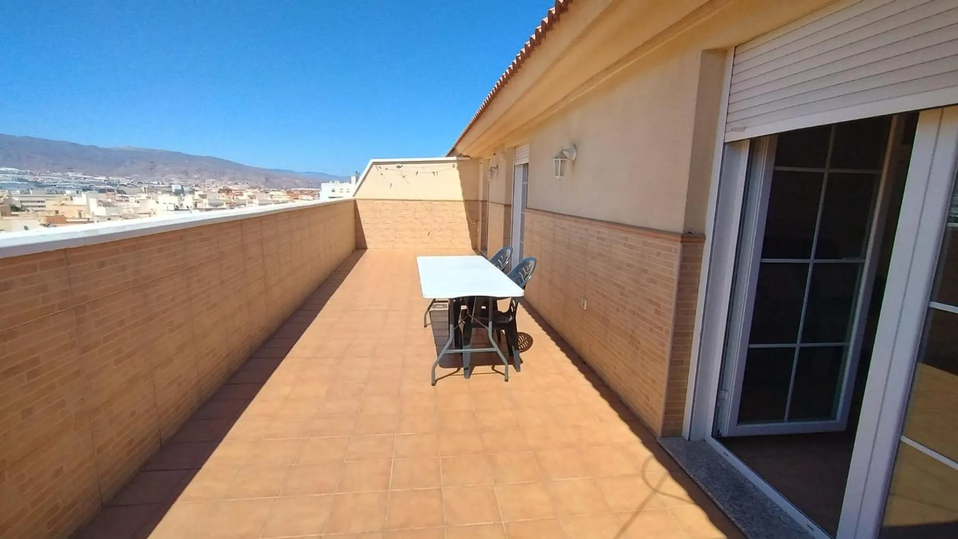 Atico Amplio Y Luminoso Roquetas De Mar Zona Centro Garaje Solo Si Esta Disponible Apartment