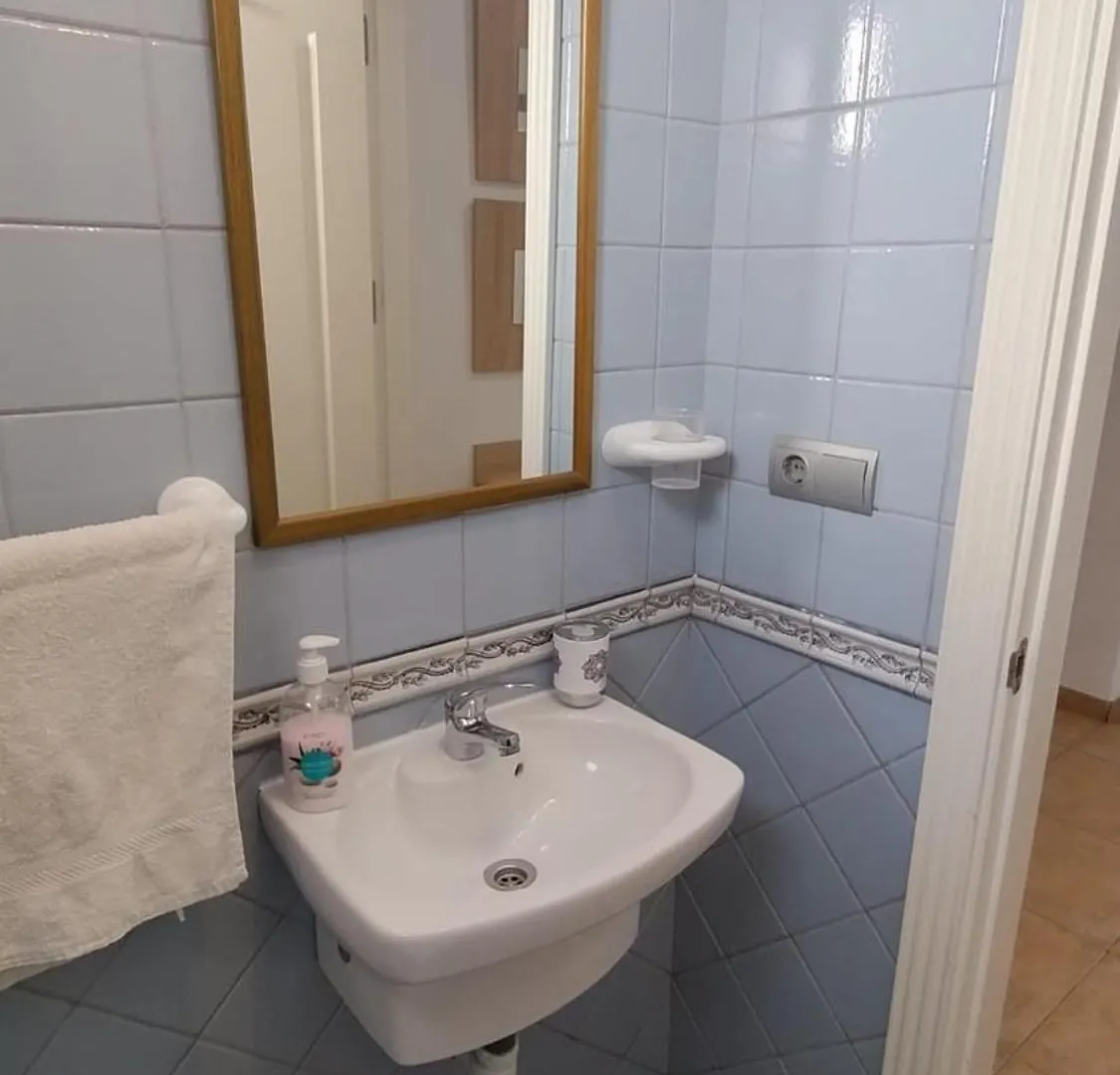 Atico Amplio Y Luminoso Roquetas De Mar Zona Centro Garaje Solo Si Esta Disponible Apartment 0*,